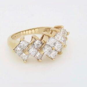 10k Diamond ring